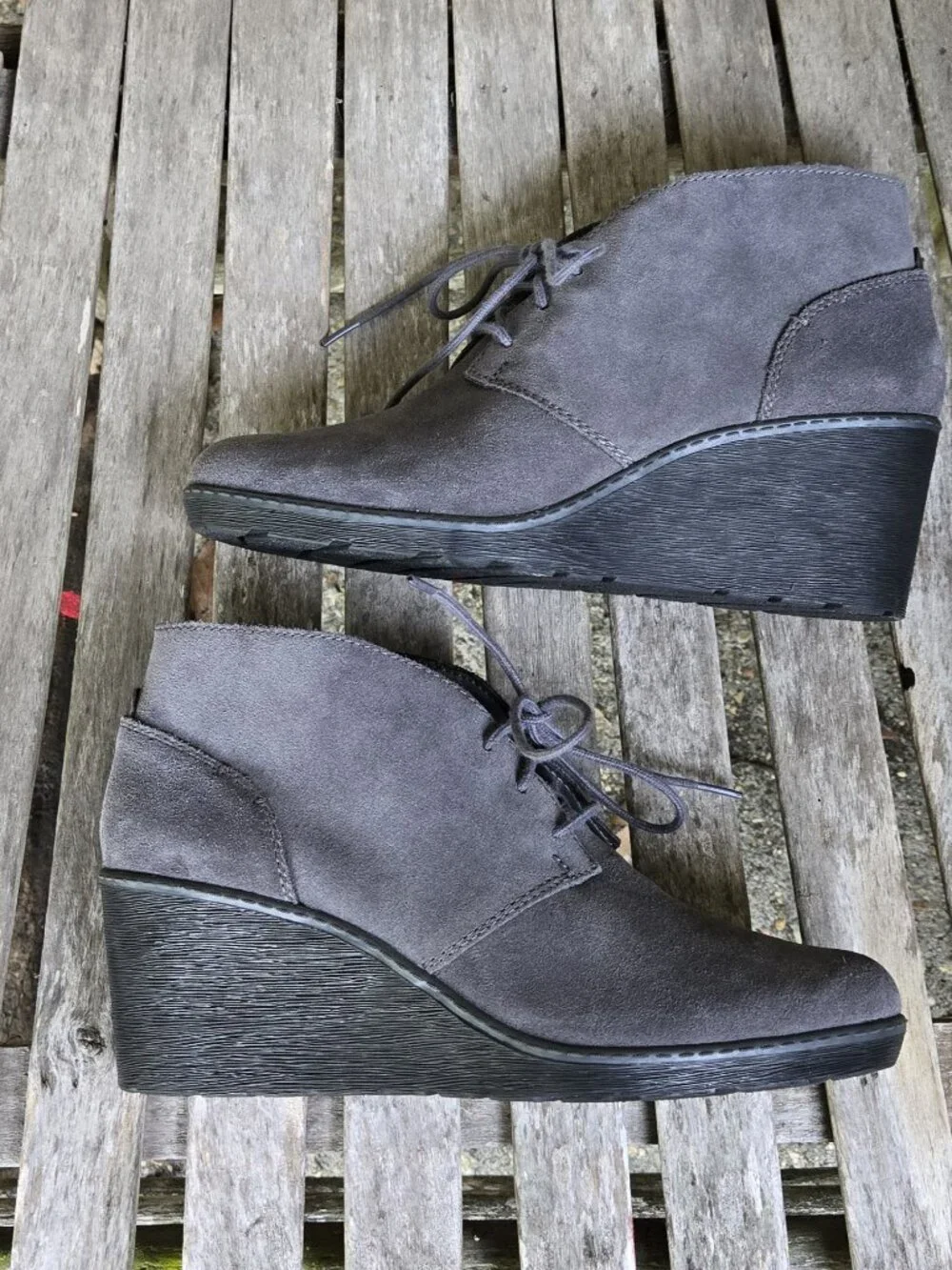 New Clarks Hazen Charm Grey Suede Lace-up Wedge Ankle Boots 8